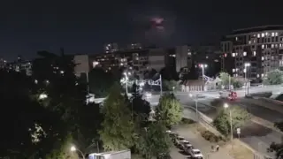 Необичайни светлини в небето над Бургас и Средец