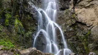 Срути се част от красивия водопад „Самодивско пръскало“ край Девин Снимки