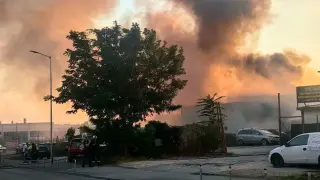 Пострадалият в пожара във Варна е с тежки изгаряния