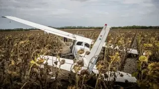 Пиян млад унгарец открадна самолет и прелетя над атомната централа "Пакш"