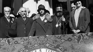 Констанца Ляпчева – бездетната майка на хиляди сираци: По нейна инициатива 1 юни е определен за Ден на детето!