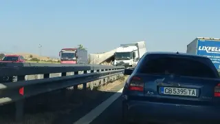 4-километрова колона след тежката катастрофа на "Тракия"