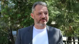 Делян Добрев: Мълчанието на ГЕРБ за изборите показва срамна слабост и нерешителност