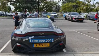Колона от суперколи събра погледите в Бургас