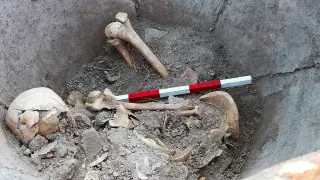 Необичайна находка на 1600 г. край Бургас привлече световното внимание: Два ножа и скелет в римски съд