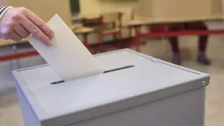 Ключови избори в Германия: Крайната десница води убедително в Саксония-Анхалт