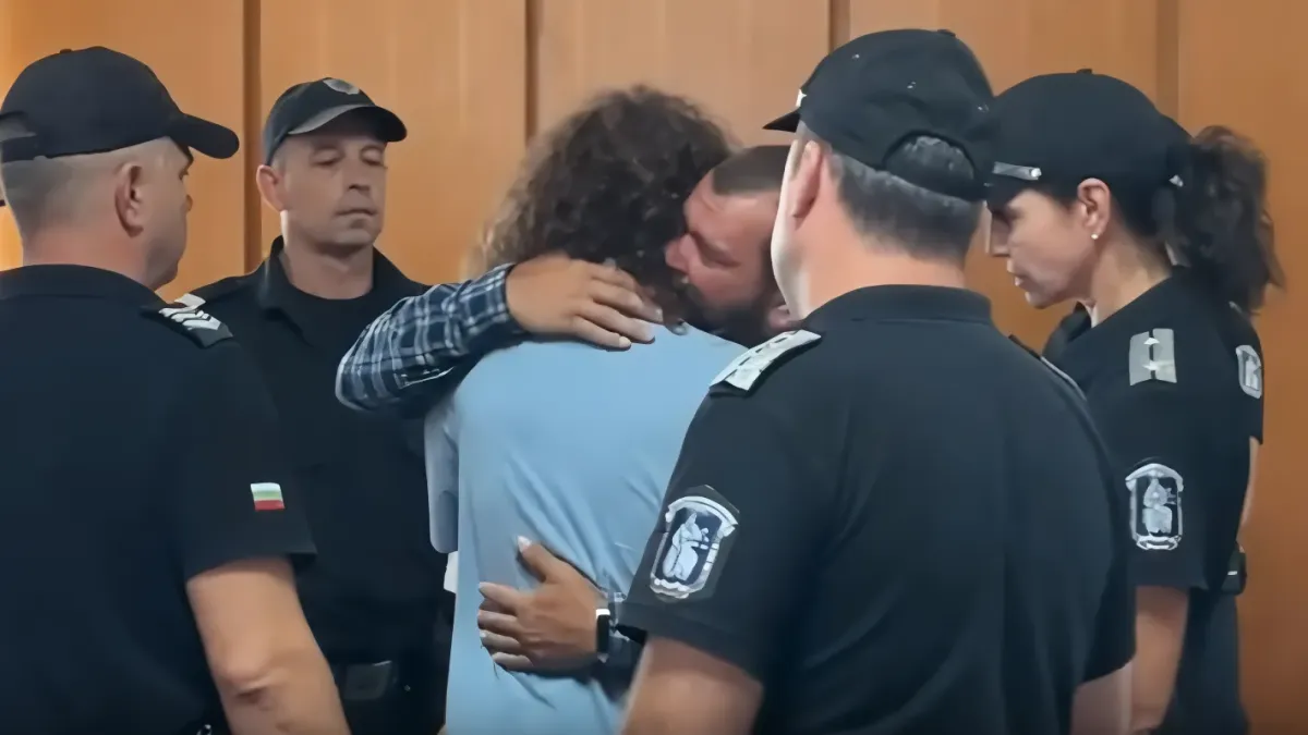 Психолог обясни защо бащата прегръща сина си, убил Георги Кузев