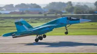 Цяла ескадрила Су-34 едновременно извърши удари по Краматорск и Днепър