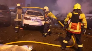 Руските сили нанесоха удар по тъмно по мол в Суми, има загинали и ранени