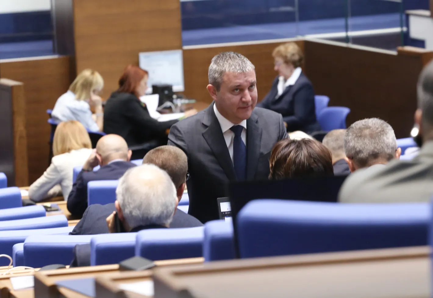 Парламент