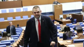 Пеевски: Демерджиев започна да си играе със страховете на хората. Сезирам прокуратурата за това, че създава паника