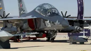 Русия модернизира изтребителя Як-130М и предизвика интерес от Африка и Азия
