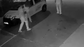 Нощен вандализъм в Благоевград: Камери заснеха трима души да чупят огледала на паркирани коли