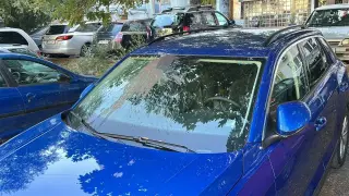 Заляха три коли с червена течност в столичния „Гоце Делчев“