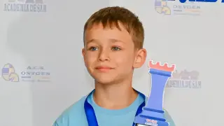 Шестгодишно българче завоюва сребро от шахматен турнир в Букурещ