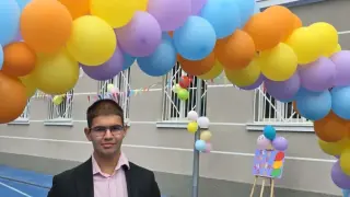 Млад журналист от БЛИЦ откри учебната година в елитно столично училище