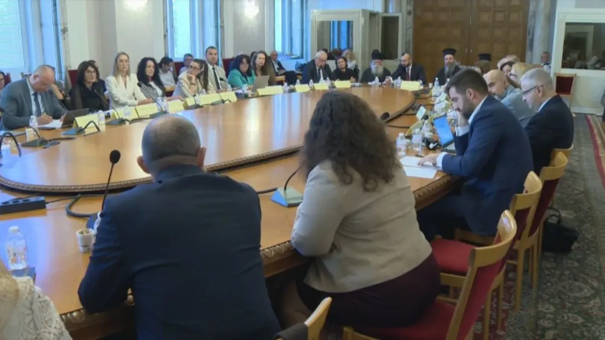 Депутати спориха три часа в парламентарната комисия по образование за предмета „Добродетели и религии“