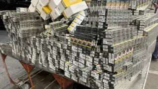 Акция на "Капитан Андреево": Иззеха 3900 цигари и 5700 сашета чай
