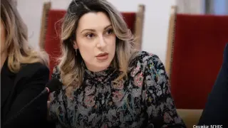 Павела Митова обеща протестно къпане пред Столична община заради забавения ремонт на „Топлофикация“