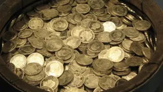 Металотърсачи случайно откриха съкровище от 141 златни монети в Люксембург