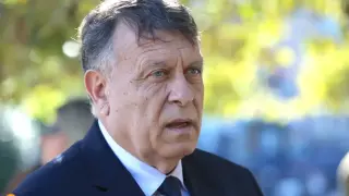 Министър Вълчев: Няма връщане на „инквизицията“, но въвеждаме нови мерки за дисциплина в училищата