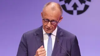 Германия ограничава достъпа на АзГ до секретни военни планове заради опасения от изтичане към Москва