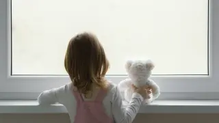 4500 българчета чакат да ги осиновят, но не са в регистъра
