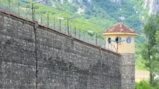 Двама затворници избягаха от Врачанския, вдигнаха тревога