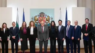 „Уолстрийт джърнъл“: Посланичката на Тръмп в Гърция натиска България за американския газ
