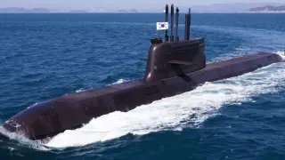 КНДР отправи предупреждение към Южна Корея заради подводница