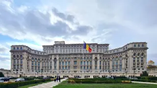 Румъния си поставя амбициозна цел за еврото и сваляне на бюджета до 3%