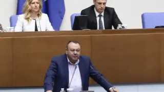 Хамид Хамид с въпрос за милионите по „магическата формула“ на Гълъб Донев