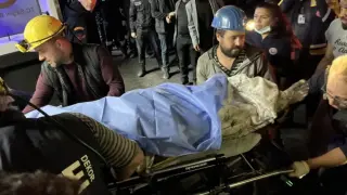 Срутване в мина в Западна Турция, има жертва и блокирани работници