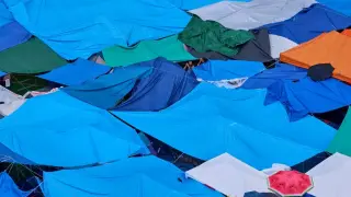 Масови протести и палатков лагер затвориха центъра на Мадрид Кадри