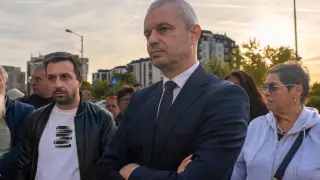 Костадинов пое нещата в свои ръце: Протестиращите от блок 464, жк “Люлин”, отиват на среща с министъра на вътрешните работи