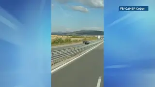 Шофьор бе заснет в насрещното на АМ "Европа", часове по-късно последва светкавична развръзка Кадри