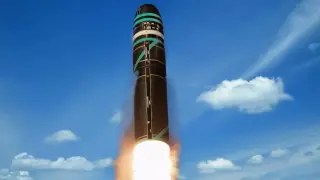 Франция изстреля от подводница новата си стратегическа ракета