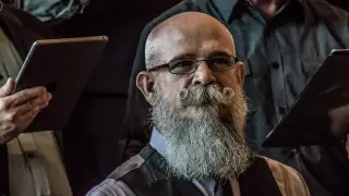 Защо окосмяването по брадата не еволюира - грешката на Дарвин