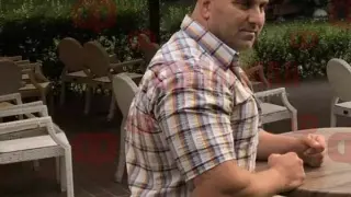 Екшън на селски празник: Бургаски бизнесмен опита да убие двама братя със сатър
