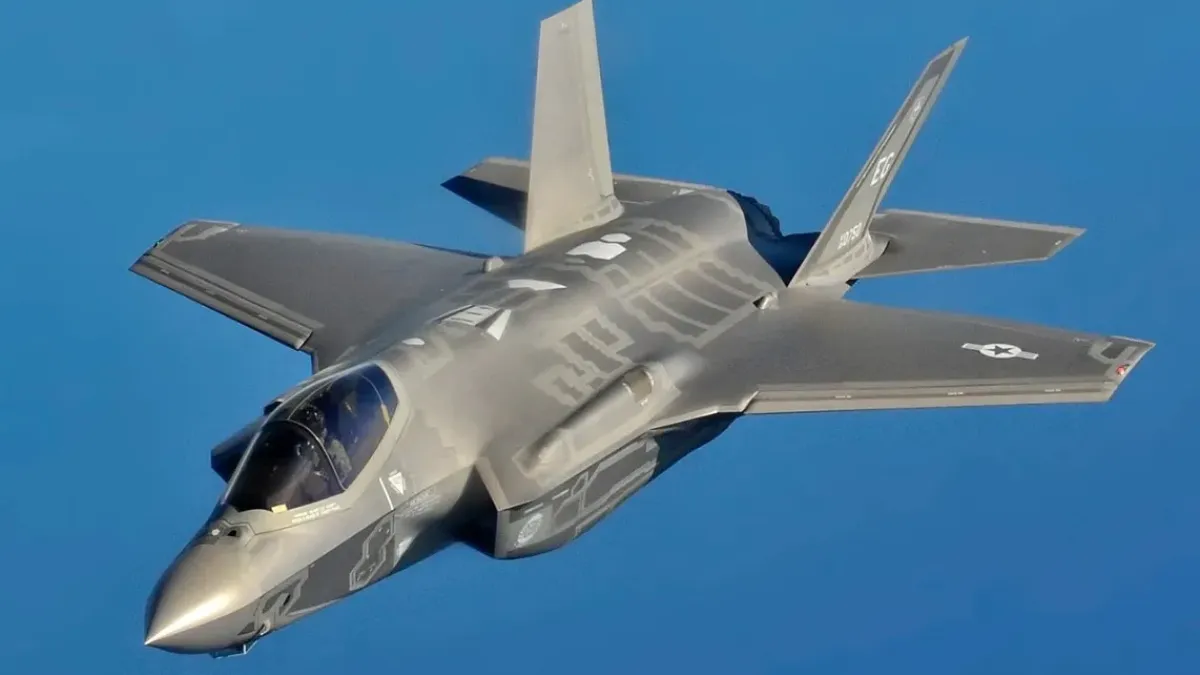 Китай е получил компонентите от F-35 заради грешка в UPS