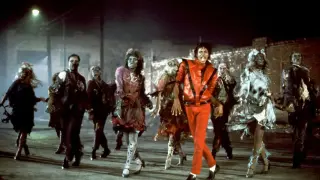 Якето от Thriller и обувките от "лунната походка" отиват на търг