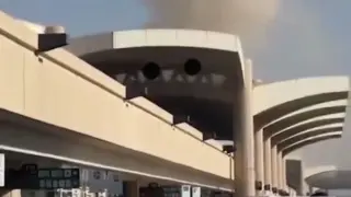 Атака спря летището в Рияд, има ранени, а Тръмп обмисля военна намеса