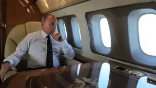 Голяма драма със самолета на Путин! Украинските дронове не му позволиха да кацне в Москва