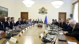 Румен Радев заговори за големи инвестиции в България