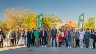 Българският президент трябва да има характер и гръбнак, за да отстоява националния интерес, заяви в Ямбол Костадин Костадинов