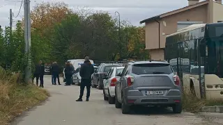 14-годишен е синът, арестуван заедно с майка си за убийството в Димитровград Снимки