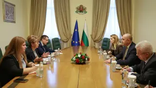 Радев съобщи какво си е говорил с Митрофанова в Министерски съвет
