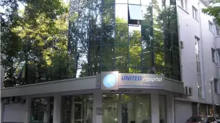 Съдът спря отнемането на лиценза на "Медикус Алфа", където почина 6-г. Ангел