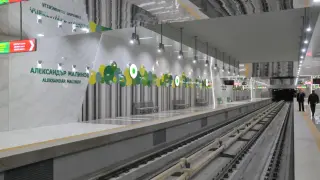 Инцидент в метрото: Пътник скочи на релсите в „Младост“
