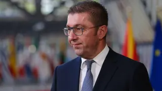 Бивш партиен лидер в РСМ: Мицкоски търси начин да излезе от ситуацията, която сам създаде с Ива Михайлова